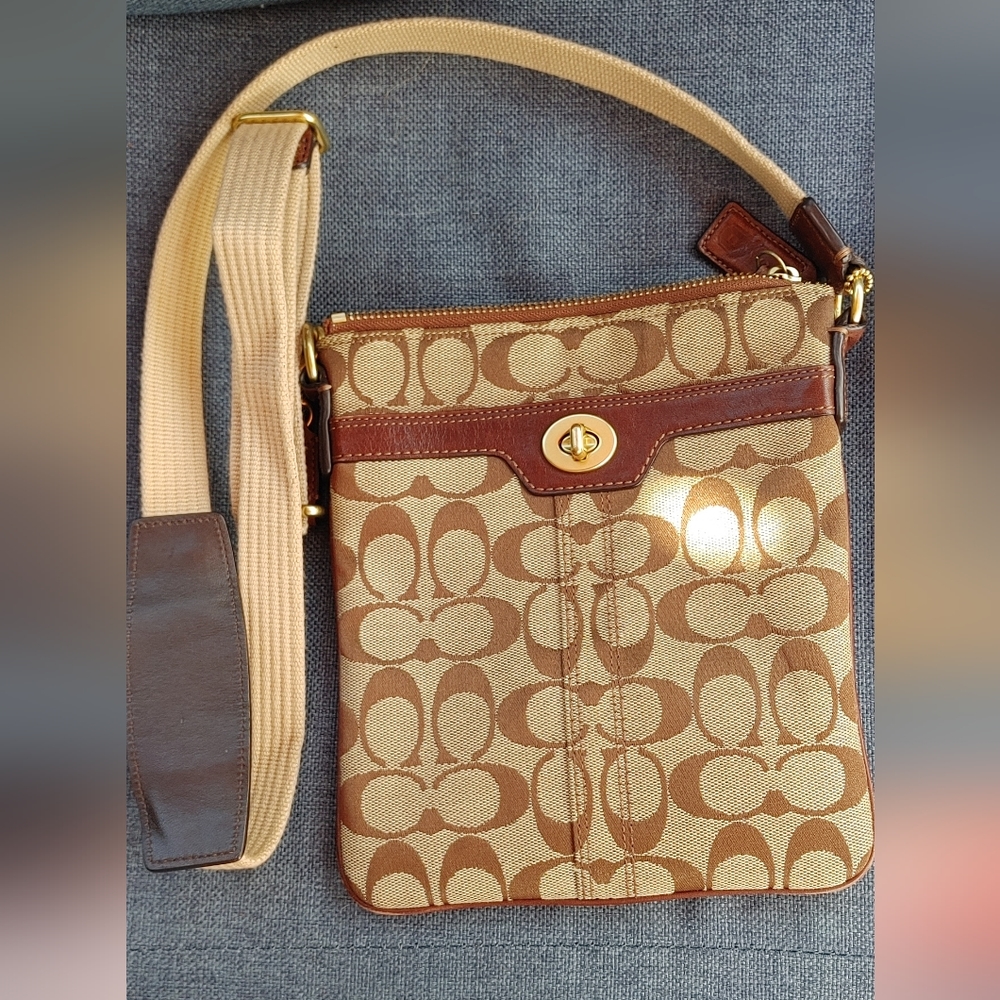 Coach crossbody purse